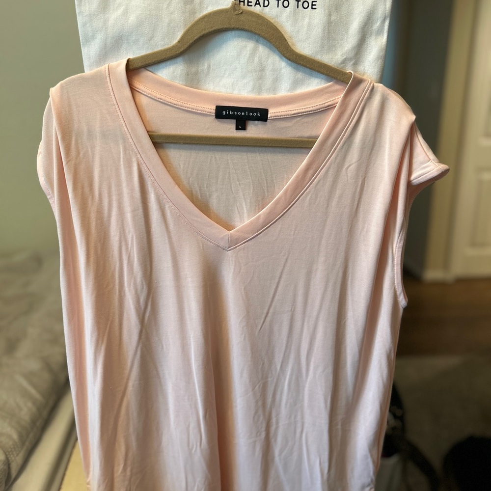 Gibsonlook Women's Pink V-Neck Top